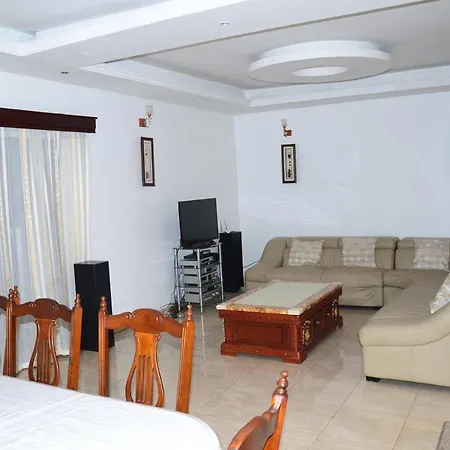 Muyenga Luxury Vacation Home Kampala Exterior photo