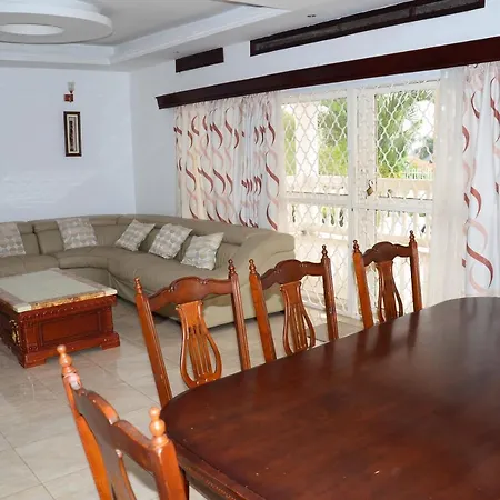 Muyenga Luxury Vacation Home Kampala Exterior photo