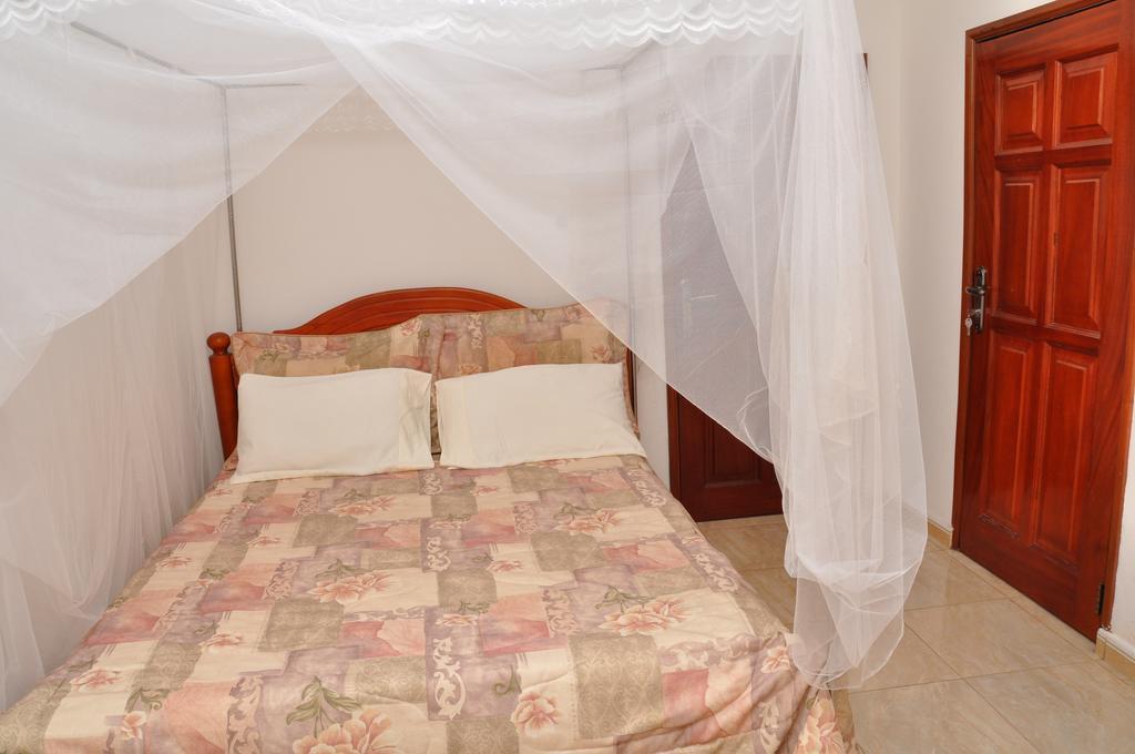 Muyenga Luxury Vacation * Kampala
