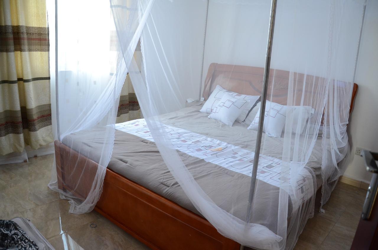 Muyenga Luxury Vacation * Kampala