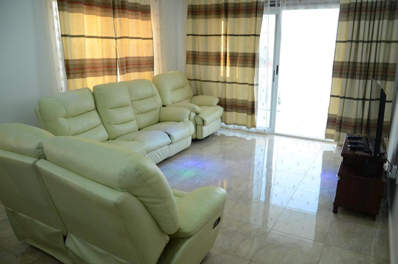 Holiday home Muyenga Luxury Vacation Kampala
