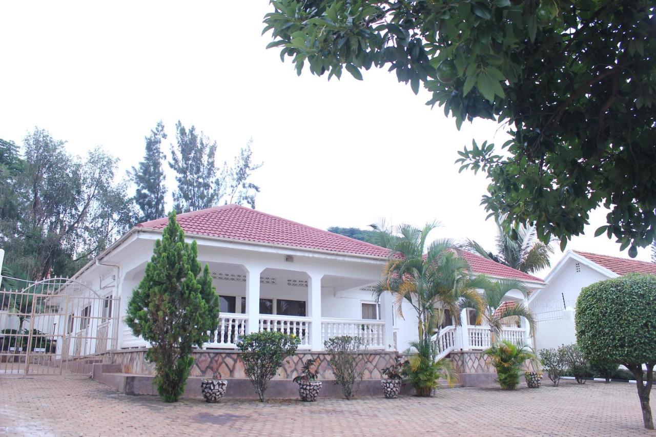 Holiday home Muyenga Luxury Vacation *